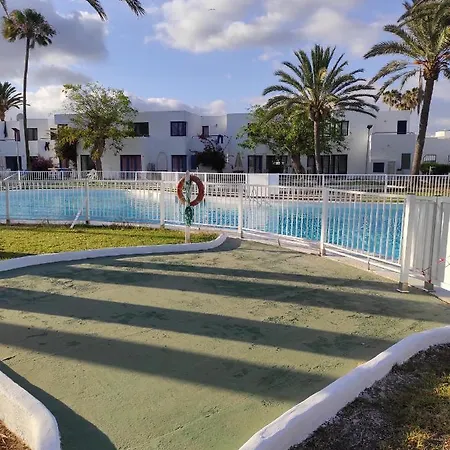 Playa Centro 17 3* קורלחו